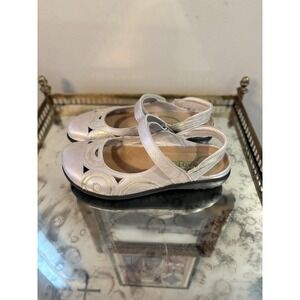 Naot Mary Jane Shoes Womens Size 6 37 Pink Leather Cutout Strap Comfort Flats